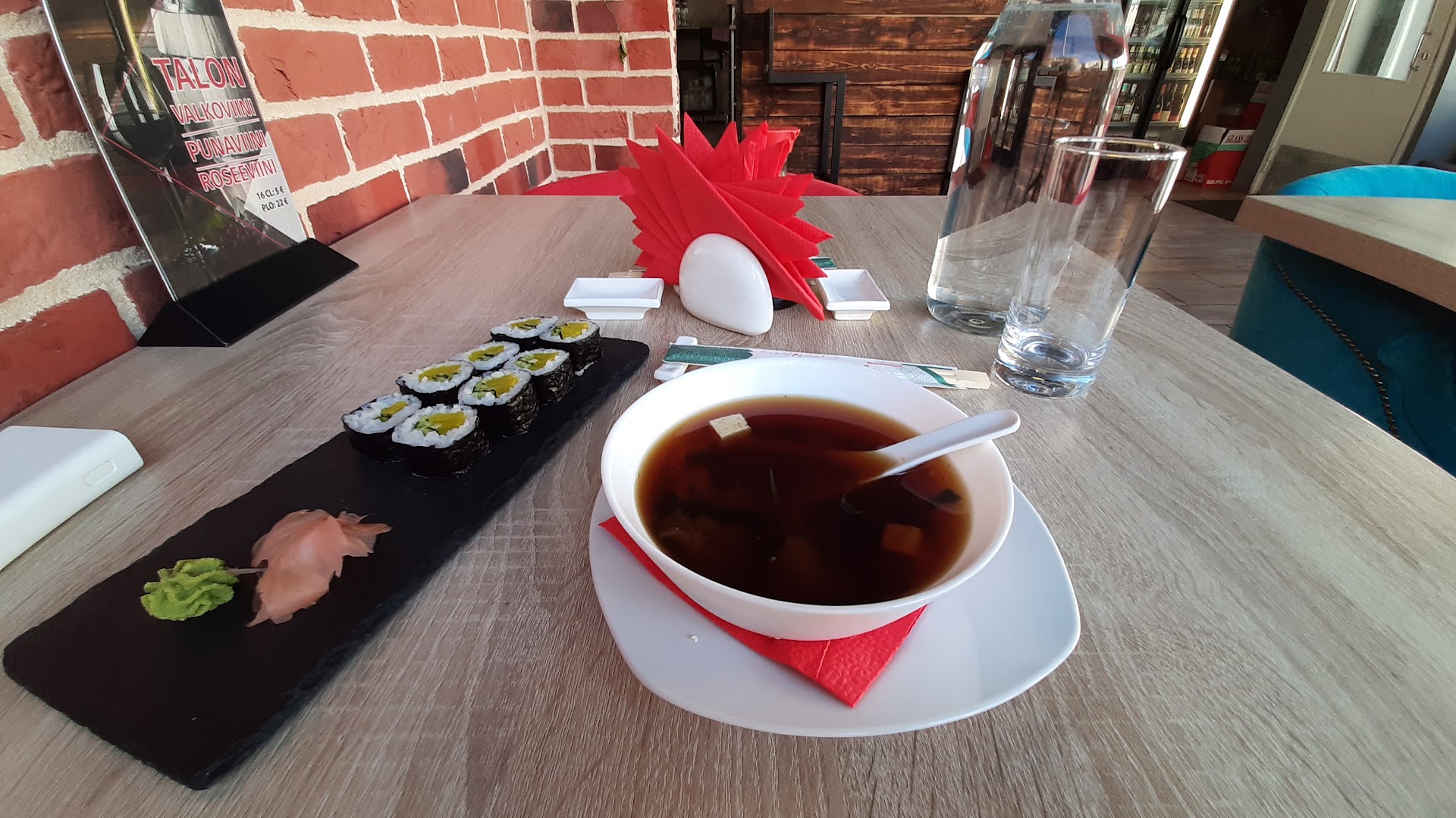 Domino Sushi / Domino Kitchen / Papito · Kuvat 9